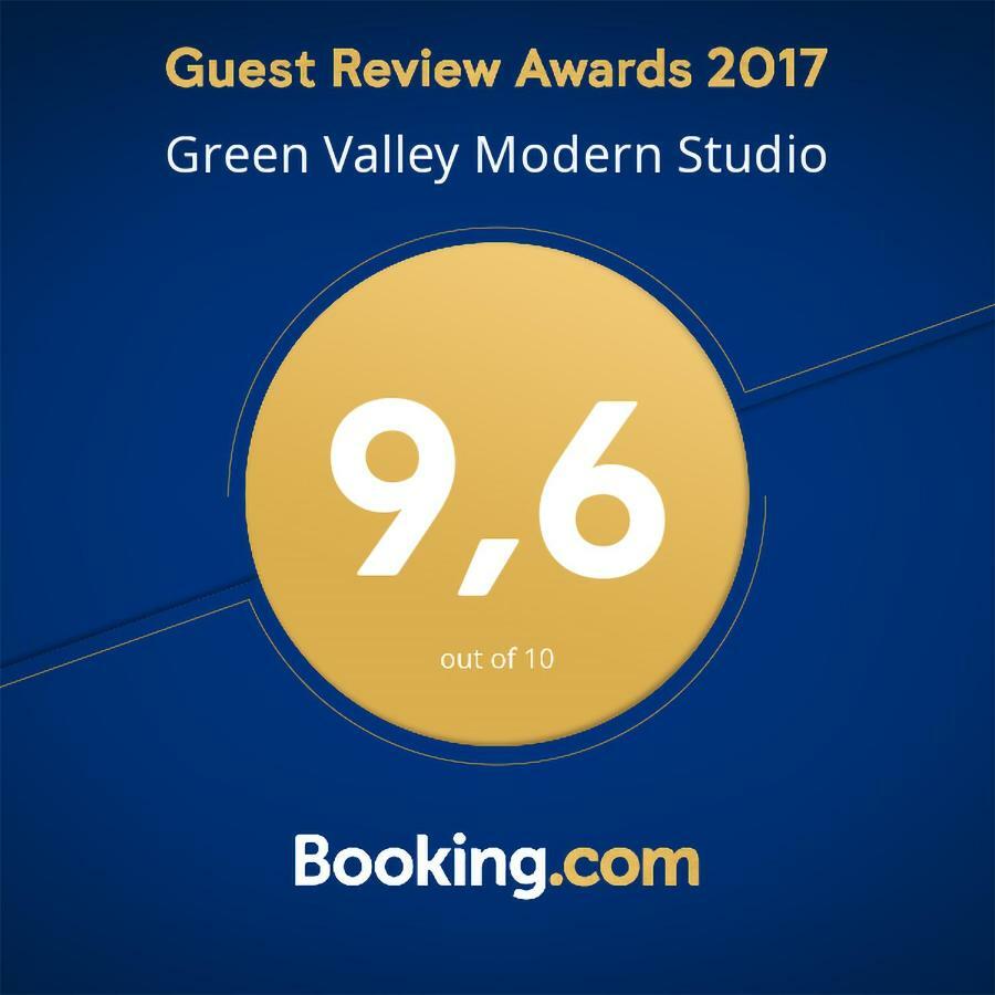 Green Valley Modern Studio Limassol Bagian luar foto